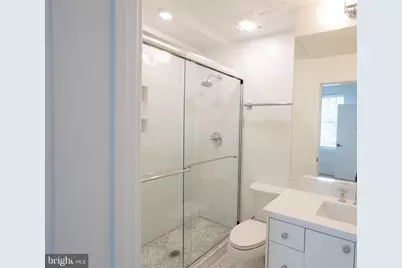 2869 28th NW #204, Washington, DC 20008 - Photo 7