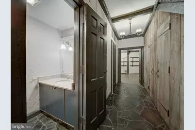 2142 Cathedral Avenue NW, Washington, DC 20008 - Photo 9