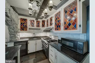 2142 Cathedral Avenue NW, Washington, DC 20008 - Photo 33