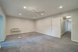 2142 Cathedral Ave NW, Washington, DC 20008 - Photo 53