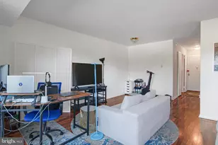 700 7th St SW, Washington, DC 20024 - Photo 5