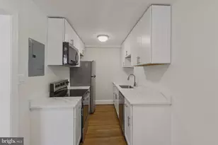 3051 Idaho Ave NW, Washington, DC 20016 - Photo 9