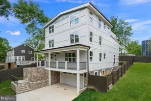 2902 Vista St NE, Washington, DC 20018 - Photo 9