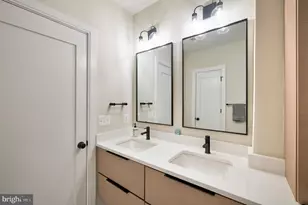 1817 Lamont St NW, Washington, DC 20010 - Photo 33