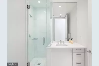 1177 22nd Street NW #2K, Washington, DC 20037 - Photo 11