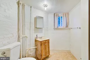 634 Irving St NW, Washington, DC 20010 - Photo 29