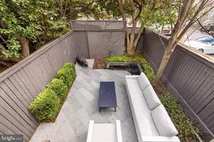 2912 Dumbarton St NW, Washington, DC 20007 - Photo 19