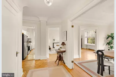 2039 New Hampshire Avenue NW #401, Washington, DC 20009 - Photo 5