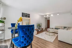 730 24th St NW, Washington, DC 20037 - Photo 5