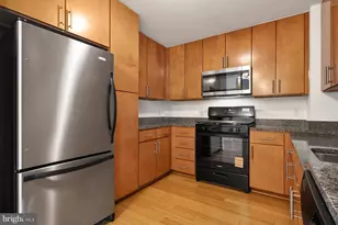 915 E Street Condo Home Unit 1214 NW, Washington, DC 20004 - Photo 13