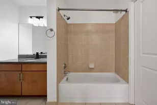 915 E Street Condo Home Unit 1214 NW, Washington, DC 20004 - Photo 27