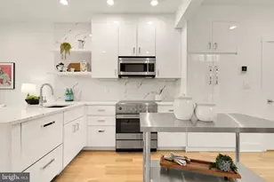 1205 10th St NW, Washington, DC 20001 - Photo 3