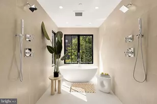 1205 10th St NW, Washington, DC 20001 - Photo 15