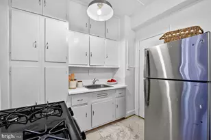 2707 Adams Mill Rd NW, Washington, DC 20009 - Photo 19