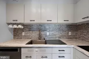 560 N St SW, Washington, DC 20024 - Photo 13