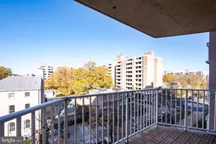 560 N St SW, Washington, DC 20024 - Photo 23