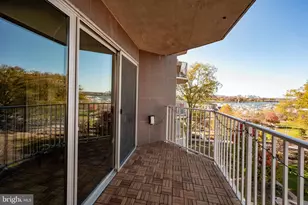 560 N St SW, Washington, DC 20024 - Photo 7