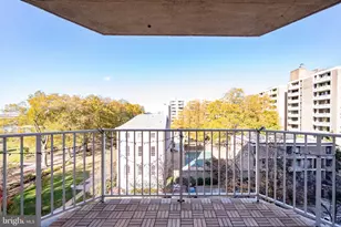 560 N St SW, Washington, DC 20024 - Photo 3