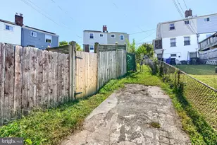 5124 Just St NE, Washington, DC 20019 - Photo 9