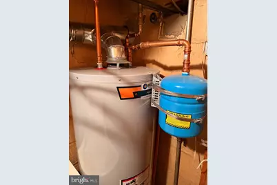 1001 30th Street SE, Washington, DC 20019 - Photo 23