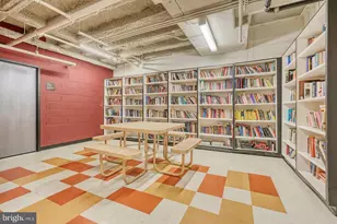 800 4th St SW, Washington, DC 20024 - Photo 35