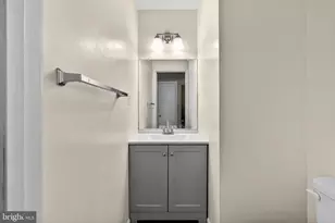 831 Marjorie Ct SE, Washington, DC 20032 - Photo 19