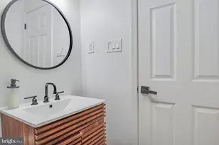 1255 Raum St NE, Washington, DC 20002 - Photo 17