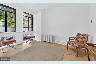 1656 33rd Street NW, Washington, DC 20007 - Photo 3