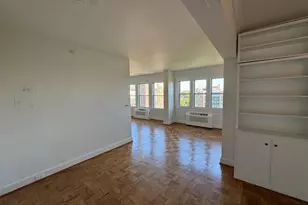 4000 Cathedral Ave NW, Washington, DC 20016 - Photo 17