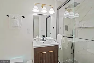 1404 Massachusetts Avenue SE, Washington, DC 20003 - Photo 25