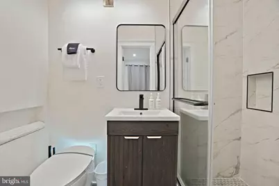 1404 Massachusetts Avenue SE, Washington, DC 20003 - Photo 21