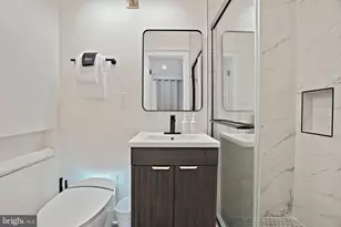 1404 Massachusetts Ave SE, Washington, DC 20003 - Photo 21