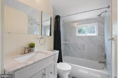 5077 Just Street NE, Washington, DC 20019 - Photo 11