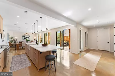 21 Overbeck Alley NE, Washington, DC 20002 - Photo 5