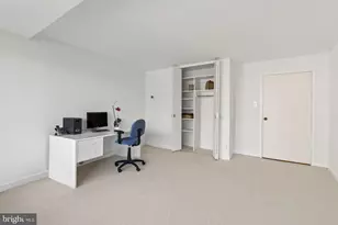 2500 Virginia Ave NW, Washington, DC 20037 - Photo 17