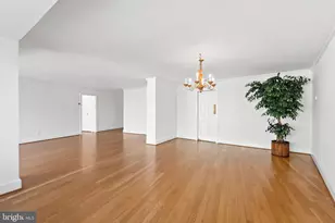 2500 Virginia Ave NW, Washington, DC 20037 - Photo 5