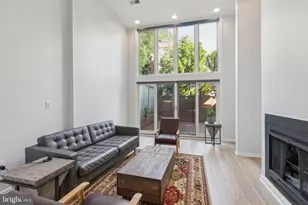 2519 I St NW, Washington, DC 20037 - Photo 9