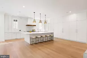 2916 Chesapeake St NW, Washington, DC 20008 - Photo 7