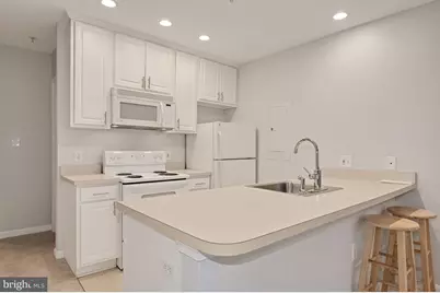 648 C Street NE #1, Washington, DC 20002 - Photo 7