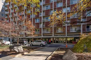 800 4th St SW, Washington, DC 20024 - Photo 1