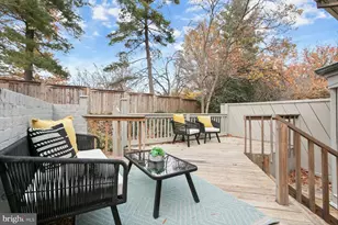 4297 Embassy Park Dr NW, Washington, DC 20016 - Photo 13