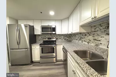 601 Pennsylvania Avenue NW #1004, Washington, DC 20004 - Photo 17