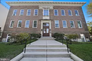 901 D St NE, Washington, DC 20002 - Photo 3