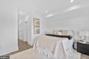 113 18th St SE, Washington, DC 20003 - Photo 25