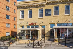 4000 Cathedral Ave NW, Washington, DC 20016 - Photo 35