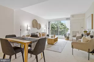 800 4th St SW, Washington, DC 20024 - Photo 1