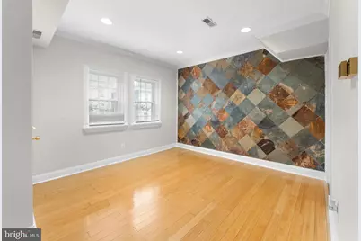 550 Hobart Place NW #1, Washington, DC 20001 - Photo 11