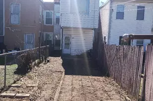 1718 Independence Ave SE, Washington, DC 20003 - Photo 31