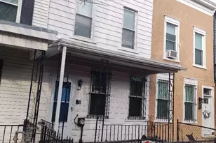 1718 Independence Ave SE, Washington, DC 20003 - Photo 5