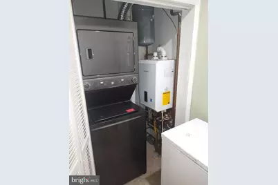 1718 Independence Avenue SE, Washington, DC 20003 - Photo 29